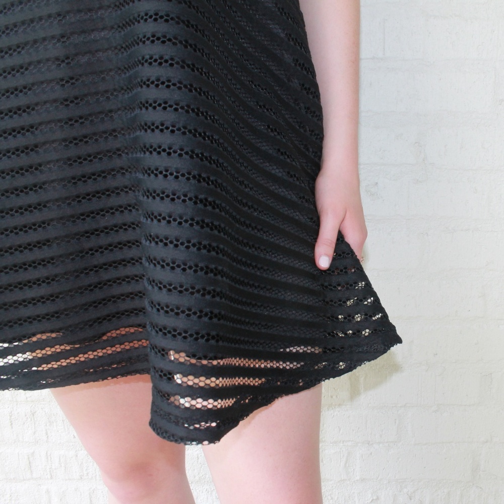 Black Dress with Intricate Overlay - Picture 5 of 5